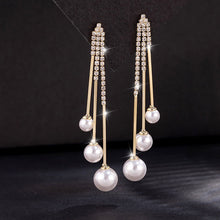 Afbeelding in Gallery-weergave laden, Kwastje elegante piercing oorbellen