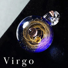 Afbeelding in Gallery-weergave laden, Kosmische sterrenhemel glazen kralen hanger ketting