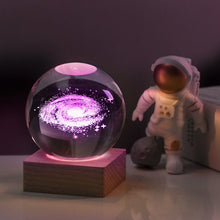 Afbeelding in Gallery-weergave laden, 3D Galaxy Crystal Ball Nachtlampje Decorlamp