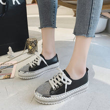 Afbeelding in Gallery-weergave laden, Diamond zilveren leren sneakers