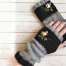 Afbeelding in Gallery-weergave laden, Warme geborduurde handschoenen met patchwork