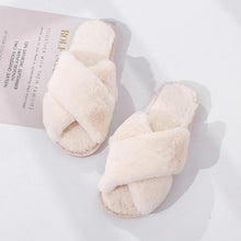 Afbeelding in Gallery-weergave laden, Pluche pantoffels voor binnen