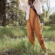 Afbeelding in Gallery-weergave laden, Effen Kleur Jumpsuit met V-hals en Slingzak