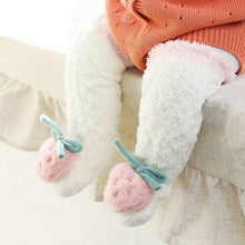 Afbeelding in Gallery-weergave laden, Baby Winter Fluffy Fuzzy Slipper Sokken
