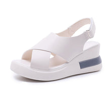 Afbeelding in Gallery-weergave laden, Damespantoffels en sandalen met open teen en vismond
