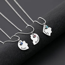 Afbeelding in Gallery-weergave laden, Gegraveerde puzzel vriendschap hanger kettingen set