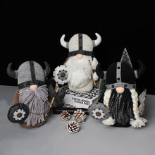 Afbeelding in Gallery-weergave laden, Viking krijger kabouter pop