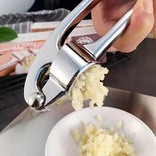 Afbeelding in Gallery-weergave laden, Knoflookbreker met ergonomisch handvat
