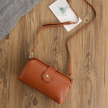 Afbeelding in Gallery-weergave laden, Gouden mini-crossbodytas geel