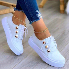 Afbeelding in Gallery-weergave laden, Casual sneakers met nageldecoratie