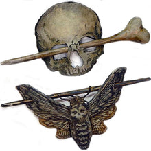 Afbeelding in Gallery-weergave laden, Death Moth/Skull Hair Pin Stick Slide met Faux Bone