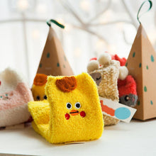 Afbeelding in Gallery-weergave laden, Zachte warme sokken van koraalfleece met kerstthema (4 paar)