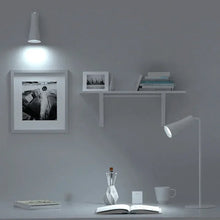 Afbeelding in Gallery-weergave laden, 3-in-1 magnetische draagbare tafellamp