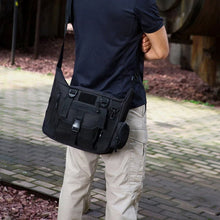 Afbeelding in Gallery-weergave laden, Waterdichte tactische militaire crossbodytas met meerdere zakken