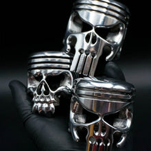 Afbeelding in Gallery-weergave laden, Piston Art Skull Sleutelhanger