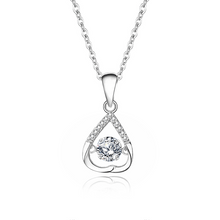 Afbeelding in Gallery-weergave laden, Glittrande Zirconia Heart Halsband