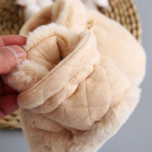 Afbeelding in Gallery-weergave laden, Baby Cartoon pluche katoenen schoenen