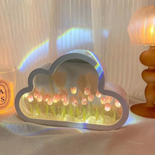 Afbeelding in Gallery-weergave laden, Wolken Tulp Lamp