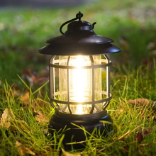 Afbeelding in Gallery-weergave laden, Draagbare retro-kampeer lamp