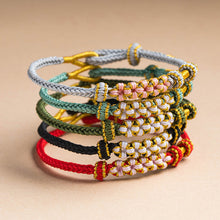 Afbeelding in Gallery-weergave laden, Peach Blossom Knot Bracelet