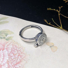 Afbeelding in Gallery-weergave laden, Buddhist Tibetan Prayer Wheel Ring OM Mantra Lotus Floral Ring