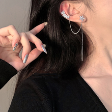 Afbeelding in Gallery-weergave laden, Nieuwe mode kwastje Stud oorbellen