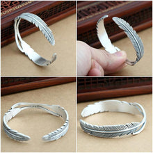 Afbeelding in Gallery-weergave laden, Zilveren veerarmband