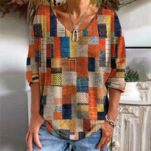Afbeelding in Gallery-weergave laden, T-shirt met etnische print
