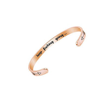 Afbeelding in Gallery-weergave laden, Innerlijke gegraveerde inspirerende manchet armband Bangle