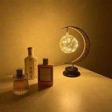 Afbeelding in Gallery-weergave laden, Handgemaakte Twine Rattan Bal LED Maanvormige Lamp
