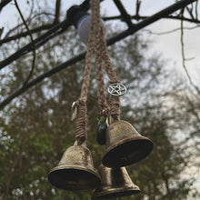 Afbeelding in Gallery-weergave laden, Exorcisme Good Luck Bell