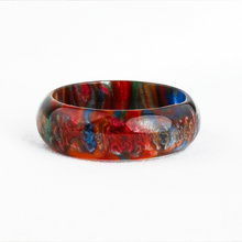 Afbeelding in Gallery-weergave laden, Ring van ingelegde hars met regenboogdiamanten