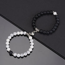 Afbeelding in Gallery-weergave laden, Kralenarmbanden met magnetische hartvorm