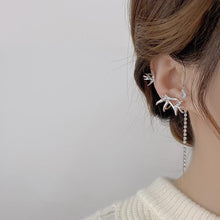 Afbeelding in Gallery-weergave laden, Rhinestone Swallow Ear Hanging