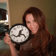 Afbeelding in Gallery-weergave laden, Finebay™ Ministry of Silly Walks Clock