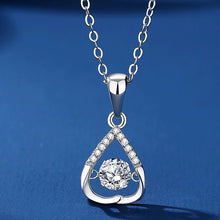 Afbeelding in Gallery-weergave laden, Glittrande Zirconia Heart Halsband