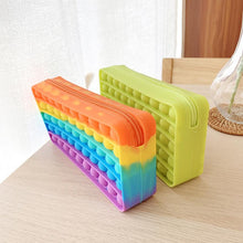 Afbeelding in Gallery-weergave laden, Voorverkoop--Pop Bubble Pencil Case