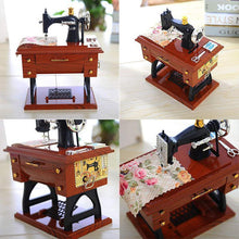 Afbeelding in Gallery-weergave laden, Mini Naaimachine Muziekdoos