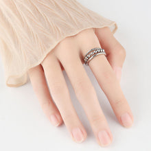 Afbeelding in Gallery-weergave laden, Ring met polkadot kralen