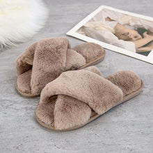 Afbeelding in Gallery-weergave laden, Pluche pantoffels voor binnen