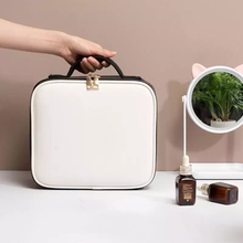 Afbeelding in Gallery-weergave laden, Makeup Bag with LED Mirror