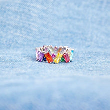 Afbeelding in Gallery-weergave laden, Ring met regenboog zirkoon