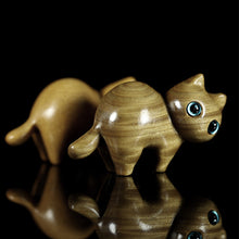 Afbeelding in Gallery-weergave laden, Handgemaakte houten gesneden katten
