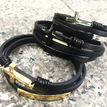Afbeelding in Gallery-weergave laden, Cross gevlochten meerlagige lederen armband