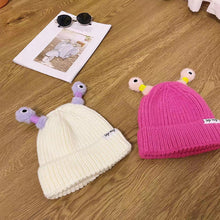 Afbeelding in Gallery-weergave laden, 🐸Winter ouder-kind schattige gloeiende kleine monster gebreide muts