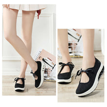 Afbeelding in Gallery-weergave laden, Dames lente schoenen slip op platform
