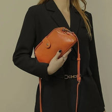 Afbeelding in Gallery-weergave laden, Gouden mini-crossbodytas geel