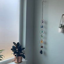 Afbeelding in Gallery-weergave laden, Raw Crystal 7 Chakra Gemstone Wall Decor