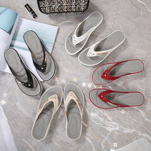 Afbeelding in Gallery-weergave laden, Sandalen met metalen gesp
