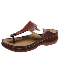 Afbeelding in Gallery-weergave laden, Teenslippers met sleehak